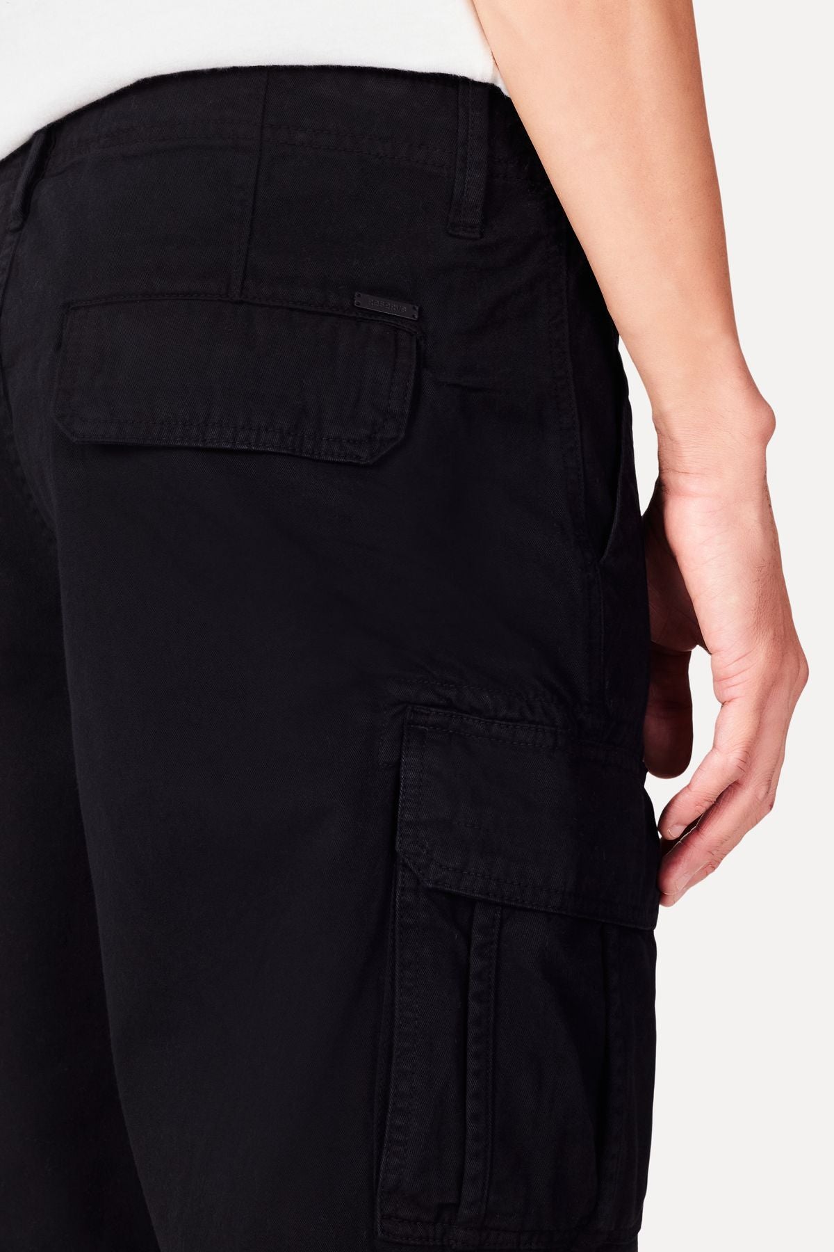 bermuda chino cargo