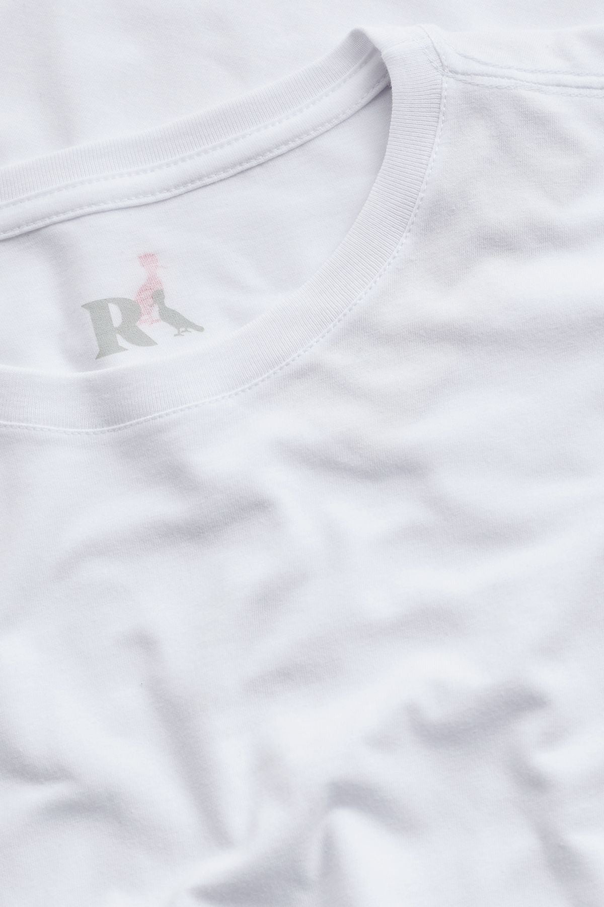 kit 2 camisetas básicas reserva